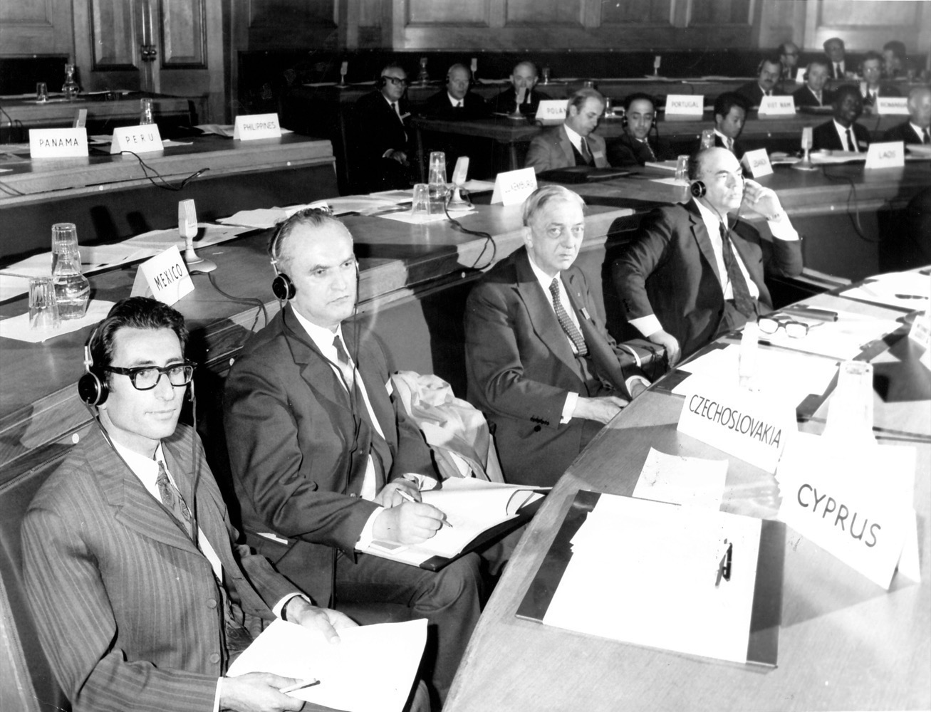 Α' Διάσκεψη στη Γενεύη το 1967